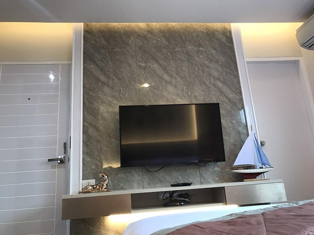 Sureena Hotel Паттайя Экстерьер фото