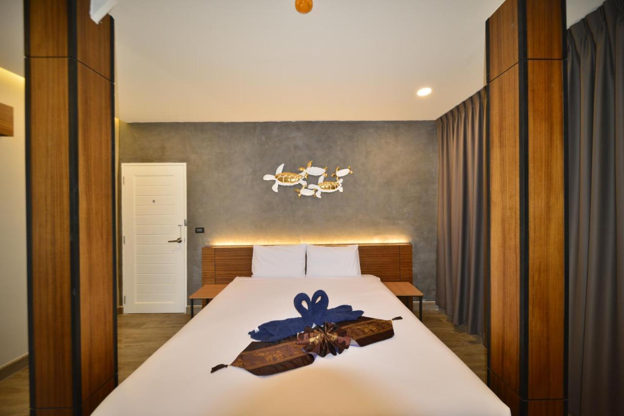 Sureena Hotel Паттайя Экстерьер фото